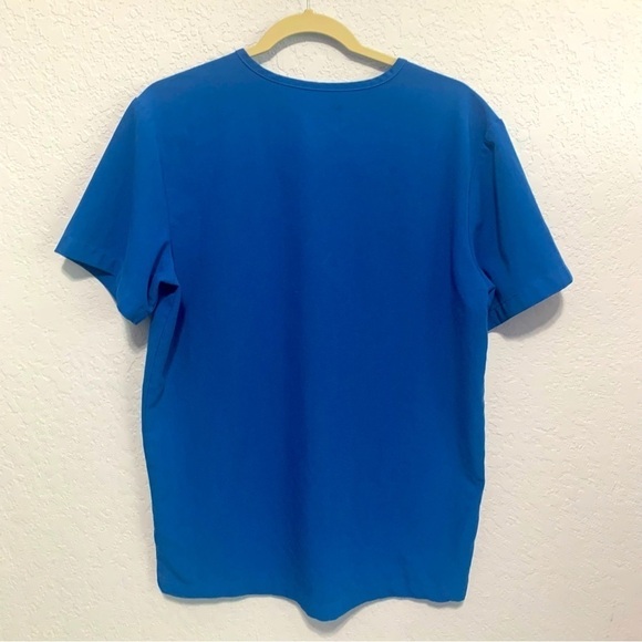 Figs Leon Three Pockets Technical Collection Men’s Blue Short Sleeve Scrub Top - Picture 6 of 6